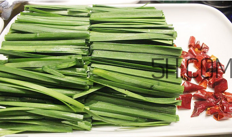 吃韭菜為什么口臭？吃韭菜脹氣怎么緩解？