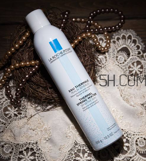 理膚泉噴霧可以喝嗎？理膚泉噴霧可以當(dāng)爽膚水用嗎？