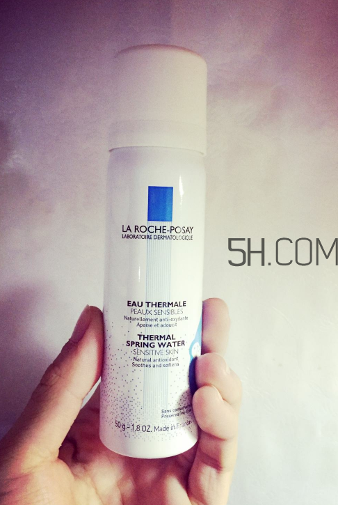 理膚泉噴霧可以喝嗎？理膚泉噴霧可以當(dāng)爽膚水用嗎？