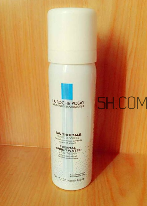 理膚泉噴霧和雅漾噴霧哪個(gè)好？