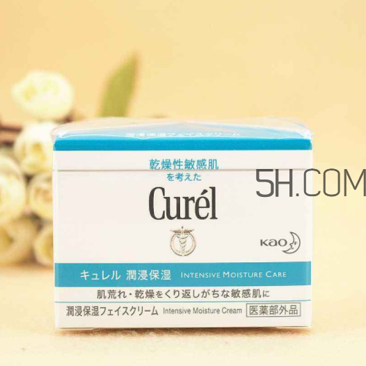 珂潤面霜有酒精味嗎？珂潤面霜是什么氣味的？