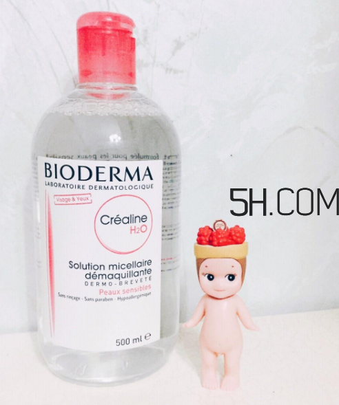 貝德瑪卸妝水和潔膚液的區(qū)別 貝德瑪卸妝水和潔膚液的區(qū)別