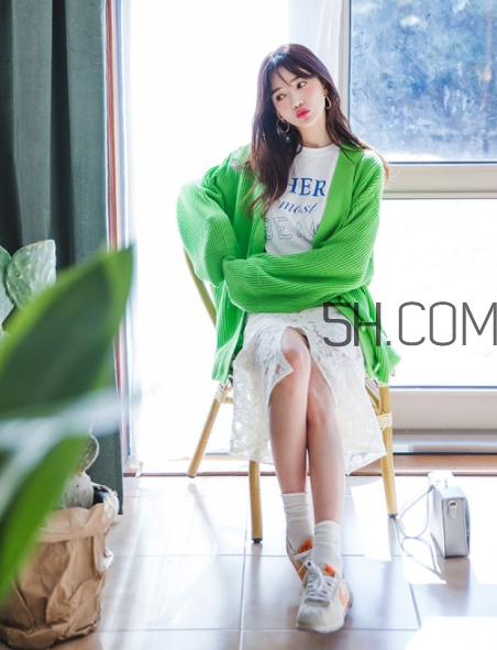 針織衫配什么鞋子？針織衫搭配鞋子圖片