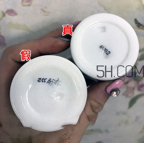 fresh眼霜真假辨別_馥蕾詩眼霜真假對比 fresh眼霜真假辨別_馥蕾詩眼霜真假對比