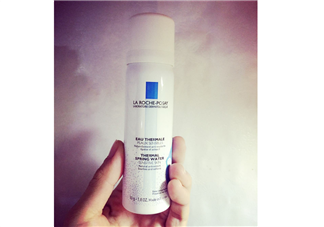 理膚泉噴霧和雅漾噴霧哪個(gè)好？