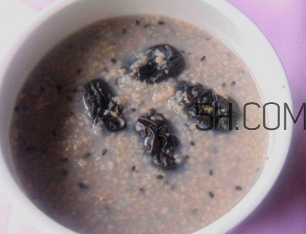 黑芝麻下奶嗎？黑芝麻怎么吃下奶？