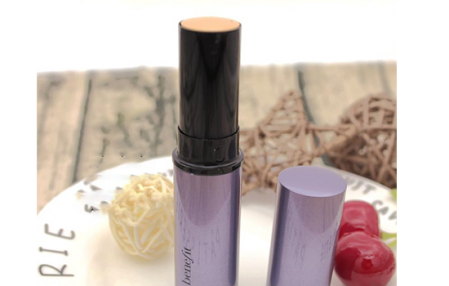 benefit貝玲妃粉底液好用嗎？貝玲妃粉底液怎么樣？