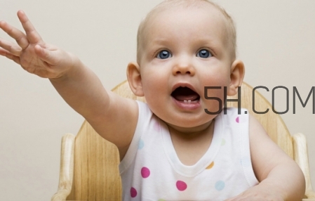 小孩夾腿怎么回事 小孩夾腿綜合癥怎么辦