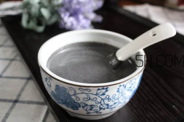 黑芝麻糊怎么做？黑芝麻糊的功效與作用