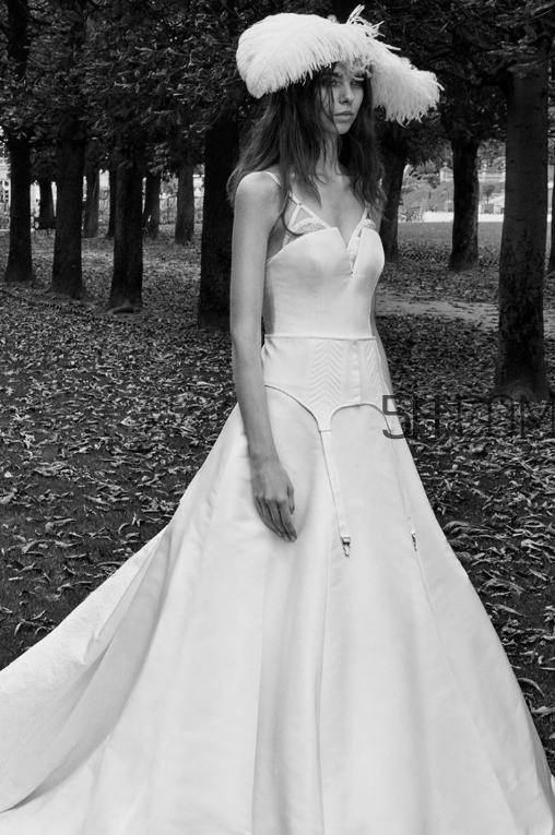 vera wang2018秋季婚紗系列怎么樣_好看嗎？