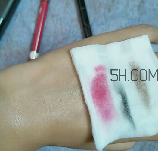 倩碧眼唇卸妝液怎么樣？倩碧眼唇卸妝液好用嗎？