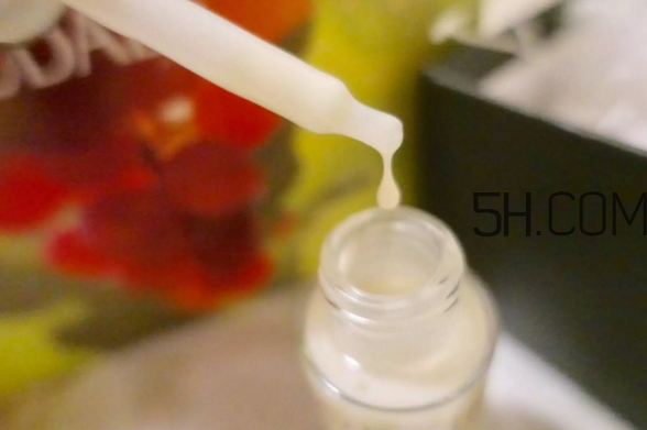 歐緹麗臻美亮白精華液多少錢(qián)？歐緹麗臻美亮白精華液怎么樣？