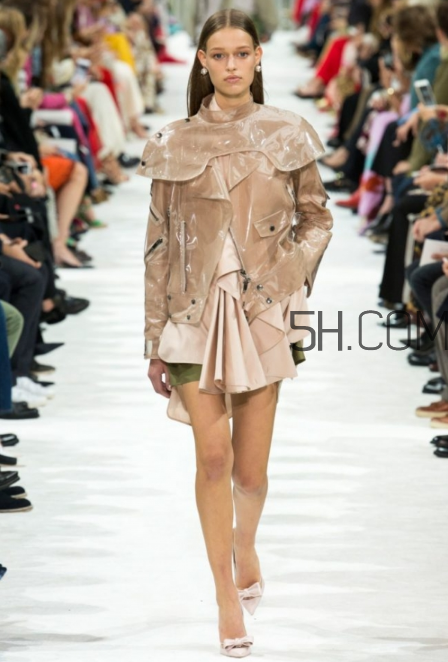 valentino2018春夏系列怎么樣_好看嗎？