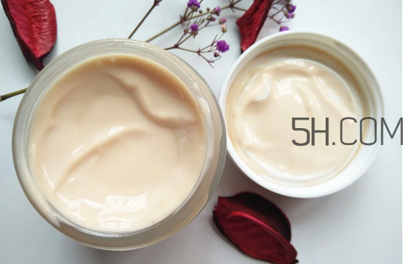 希思黎美頸霜是什么？希思黎美頸霜多少錢？