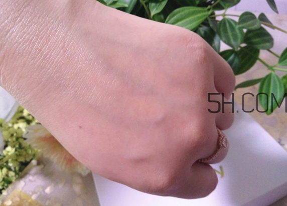 希思黎美頸霜是什么？希思黎美頸霜多少錢？