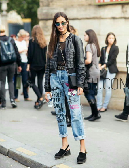 皮衣配牛仔褲好看嗎？皮衣和牛仔褲怎么搭配？