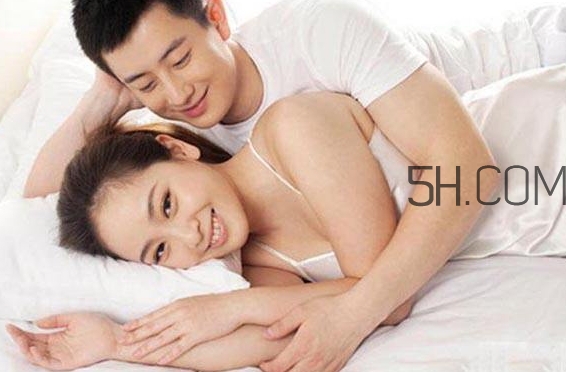 孕晚期同房有助于生產(chǎn)嗎？孕晚期同房對胎兒有影響嗎？