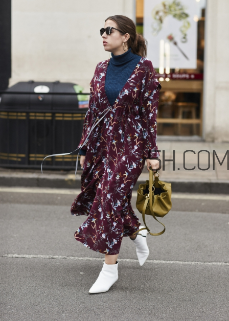 碎花連衣裙怎么搭配？碎花連衣裙搭配圖片