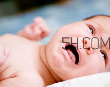 寶寶發(fā)燒嘔吐怎么辦？寶寶斜視怎么辦？