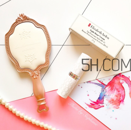 伊麗莎白雅頓經(jīng)典潤(rùn)澤唇膏多少錢(qián)_專(zhuān)柜價(jià)格 伊麗莎白雅頓經(jīng)典潤(rùn)澤唇膏多少錢(qián)_專(zhuān)柜價(jià)格