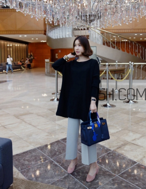 針織衫配闊腿褲好看嗎？針織衫和闊腿褲怎么搭配？