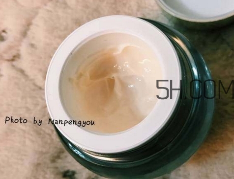 倩碧面霜和赫蓮娜面霜哪個(gè)好_對(duì)比 倩碧面霜和赫蓮娜面霜哪個(gè)好_對(duì)比