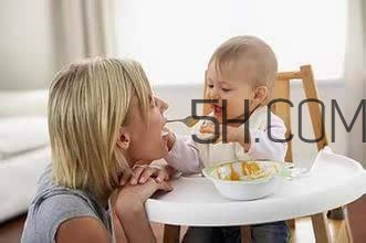 寶媽經(jīng)驗(yàn)分享：如何教寶寶自己吃飯？