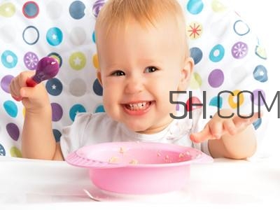 寶媽經(jīng)驗(yàn)分享：如何教寶寶自己吃飯？