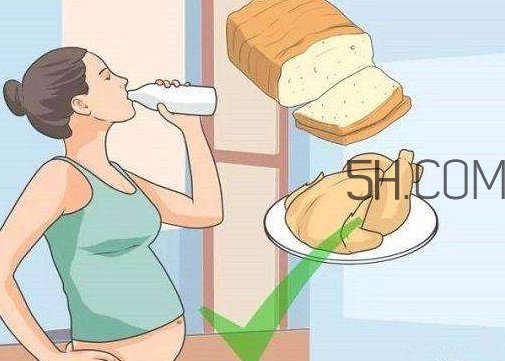 胎膜早破B超能看出來(lái)嗎？胎膜早破和羊水破了的區(qū)別