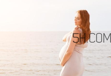 胎膜早破B超能看出來(lái)嗎？胎膜早破和羊水破了的區(qū)別