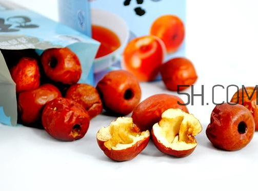 脆冬棗補(bǔ)血嗎 脆冬棗有營養(yǎng)嗎 脆冬棗補(bǔ)血嗎 脆冬棗有營養(yǎng)嗎