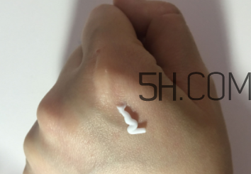 高絲娜蔻水潤凝活眼霜怎么用_使用方法 高絲娜蔻水潤凝活眼霜怎么用_使用方法