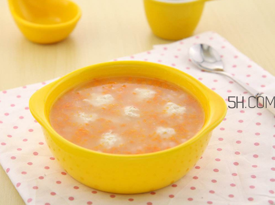 寶寶不消化拉肚子怎么辦？胡蘿卜粥的做法