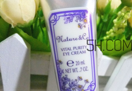 高絲娜蔻水潤凝活眼霜怎么用_使用方法 高絲娜蔻水潤凝活眼霜怎么用_使用方法