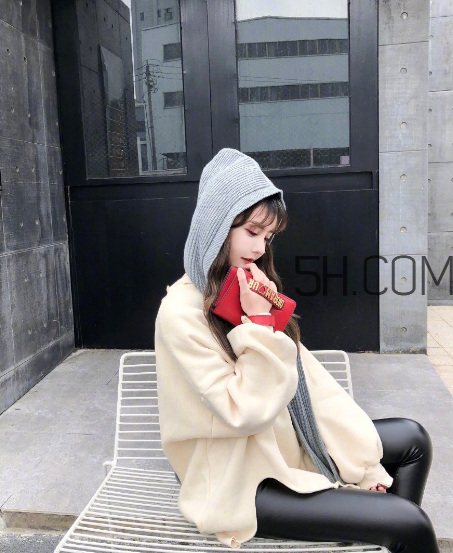 中耳炎是上火引起的嗎？中耳炎和喝酒有關(guān)系嗎？