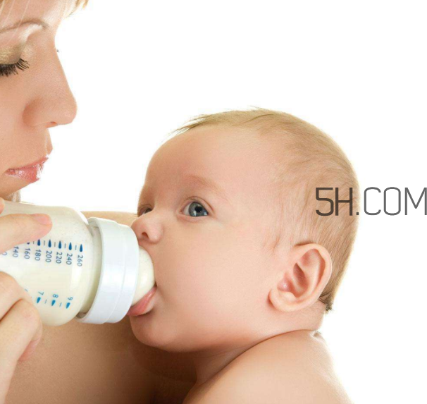 嬰兒肚子受涼怎么辦？嬰兒晚上鼻塞嚴(yán)重怎么辦？