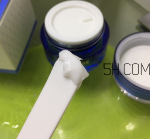 蘭芝眼霜適合什么年齡？蘭芝眼霜適合什么膚質(zhì)