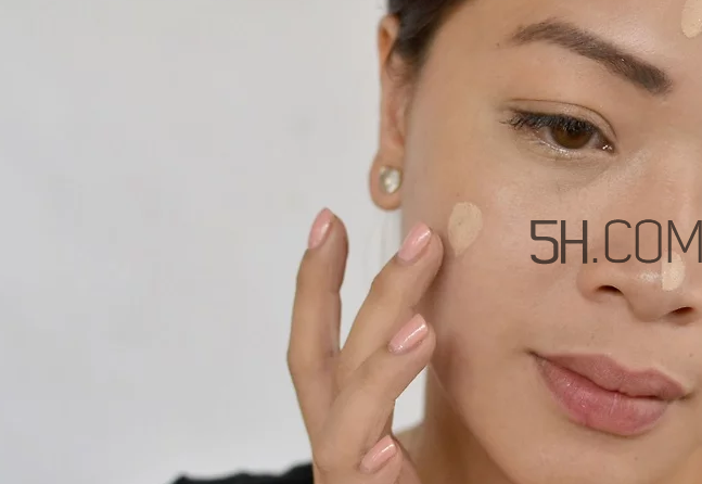 雪肌精美白BB霜好用嗎？雪肌精美白BB霜怎么樣？