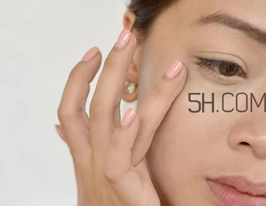 雪肌精美白BB霜好用嗎？雪肌精美白BB霜怎么樣？