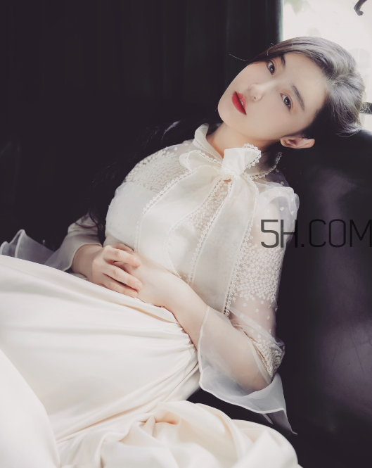 中耳炎應(yīng)該注意些什么？中耳炎應(yīng)該怎么治療？