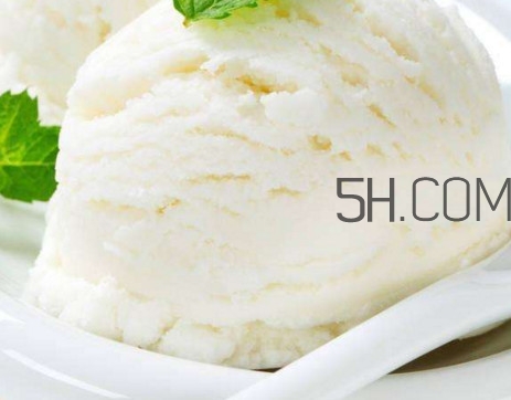 蛋清打發(fā)是奶油嗎？自制奶油可以直接吃嗎？