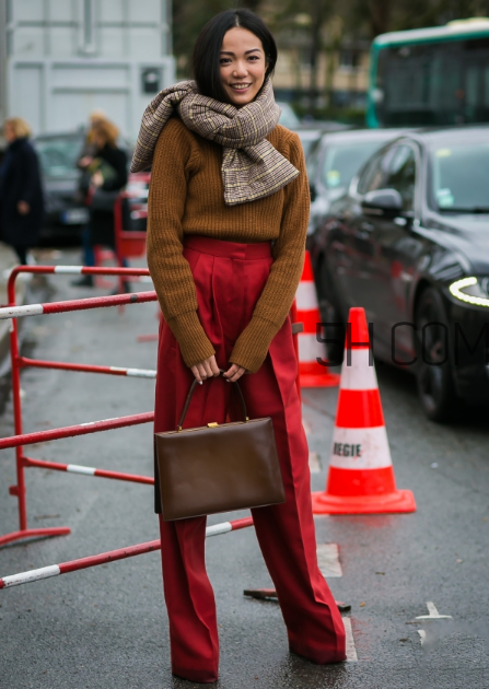 駝色毛衣怎么搭配？駝色毛衣搭配圖片