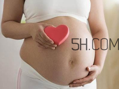 懷孕肚子痛正常嗎？懷孕三個(gè)月胎兒無胎心是怎么回事？