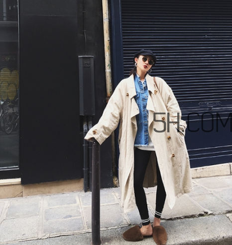 卡其色風(fēng)衣配什么鞋子？卡其色風(fēng)衣搭配鞋子圖片