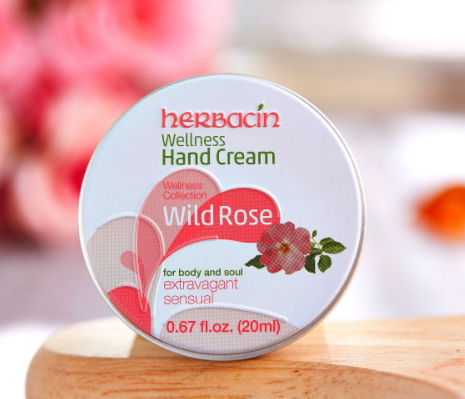 herbacin賀本清護手霜鐵盒裝怎么樣？哪個顏色好？