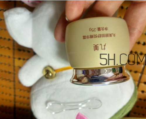 丸美眼部舒悅精華霜多少錢？丸美眼部舒悅精華霜怎么樣？