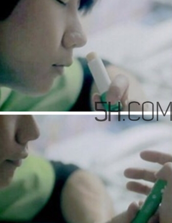 herbacin賀本清小甘菊唇膏怎么樣？小甘菊唇膏使用心得