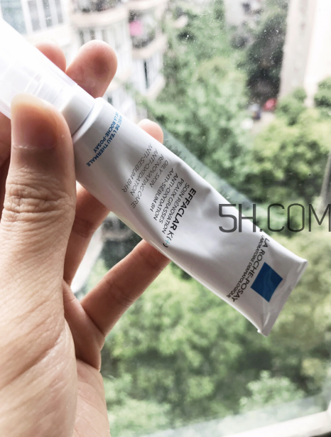 理膚泉清痘k乳怎么樣？理膚泉清痘k乳測(cè)評(píng)