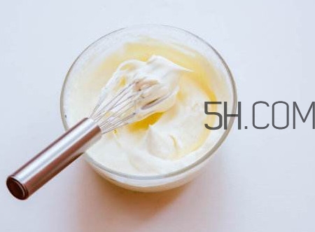 淡奶油打發(fā)后能保存多久？淡奶油打發(fā)后會(huì)化嗎