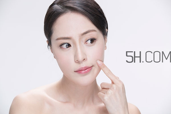 經(jīng)前暗瘡吃什么好 經(jīng)前暗瘡怎么調(diào)理 經(jīng)前暗瘡吃什么好 經(jīng)前暗瘡怎么調(diào)理